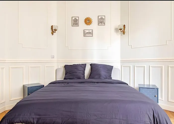 Very Chic Apartment Next To Trocadero And Eiffel Tower
